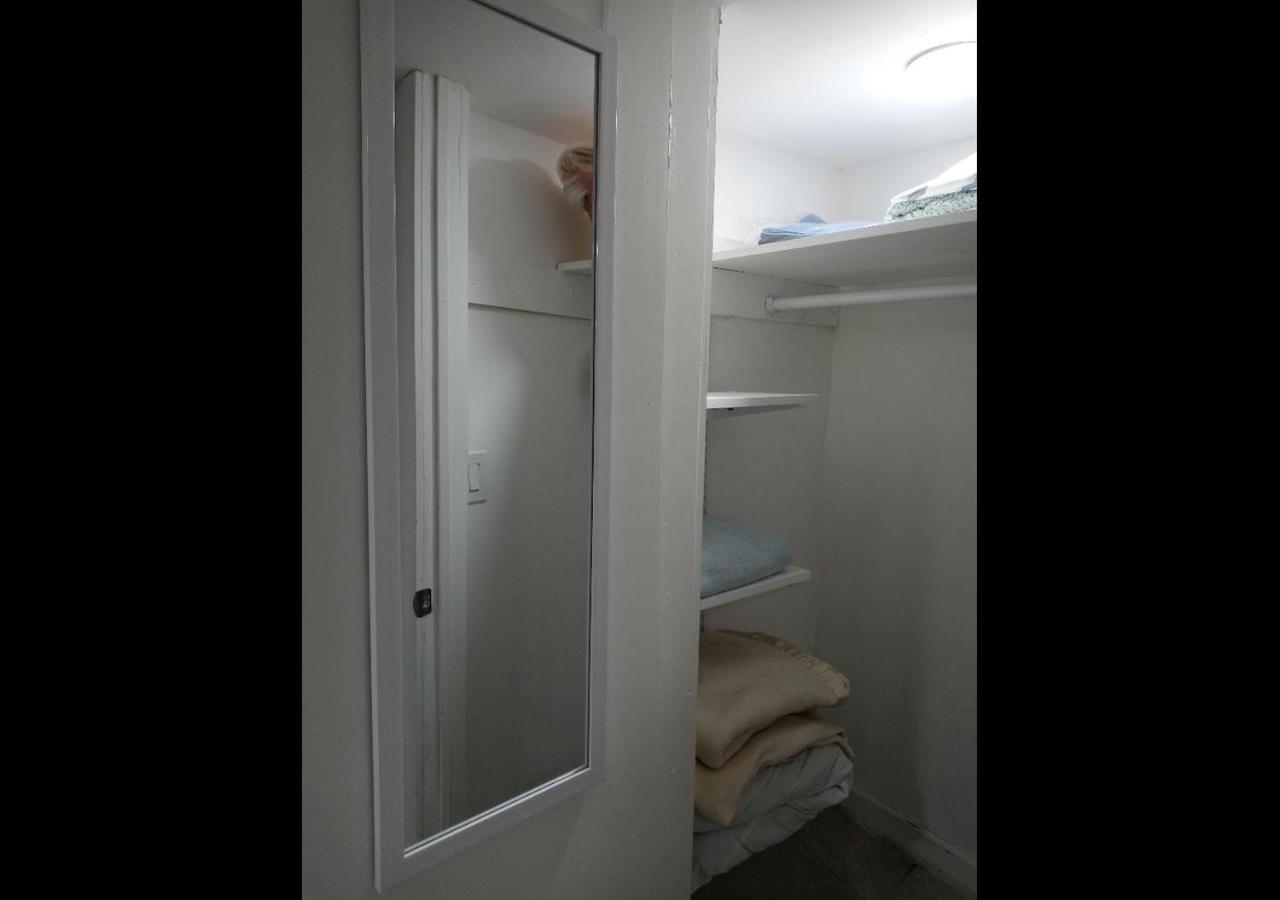 Apartamento "Cozy Basement Retreat Just 40 Minutes To Nyc!" Irvington Exterior foto